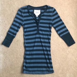 American Eagle Outfitters blue striped Henley sz S